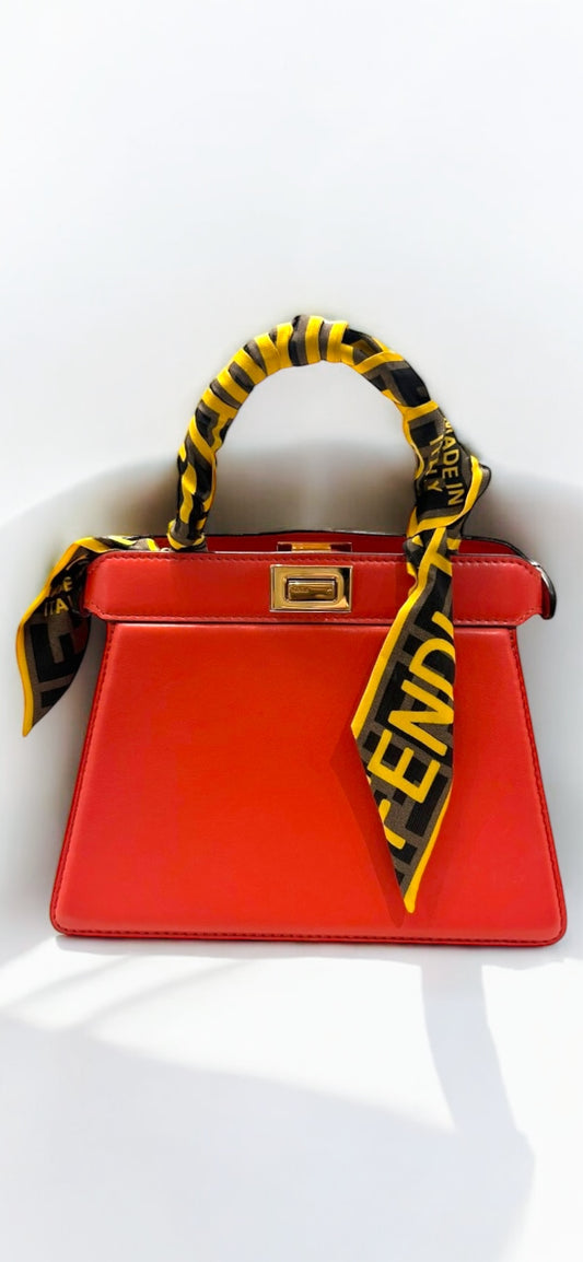 FENDI Peekaboo ISEEU Bag