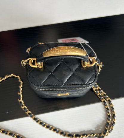 CHANEL CC Top Handle Vanity