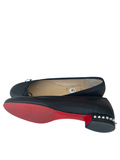 Christian Louboutin spiked leather ballet flat - size 38