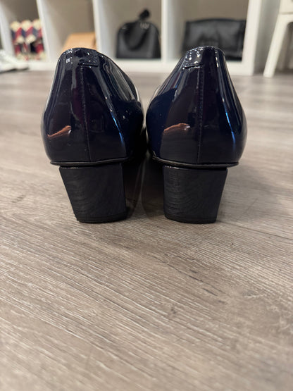 Roger Vivier Belle Vivier Patent Leather 45mm Shoe - Size 37.5