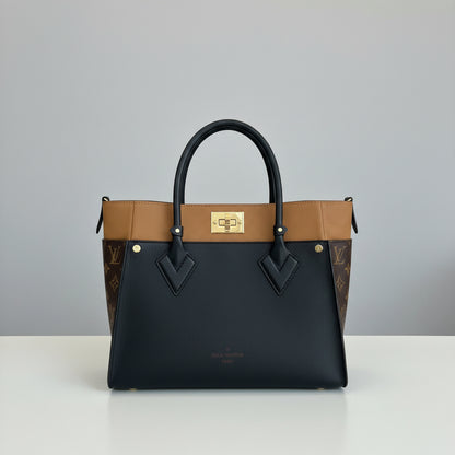 LOUIS VUITTON On My Side MM