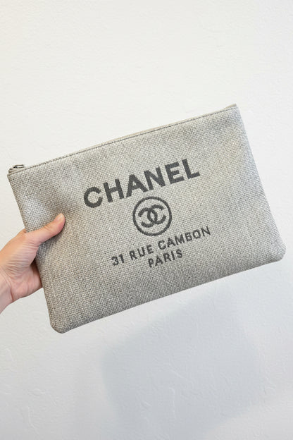 CHANEL Deauville Clutch
