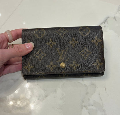 LOUIS VUITTON Monogram Porte-Monnaie Trésor Wallet