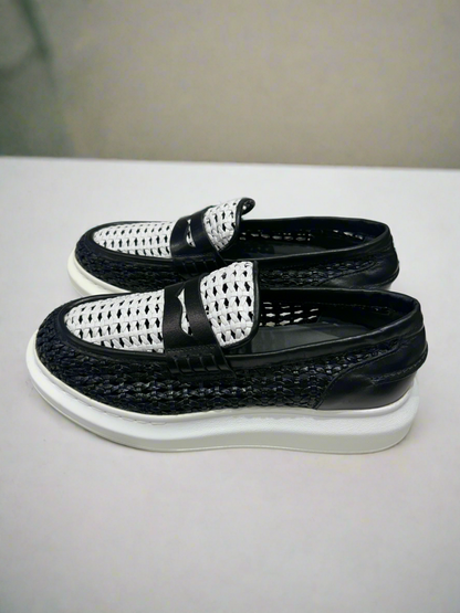 ALEXANDER MCQUEEN Two-Toned Loafers - Size 37