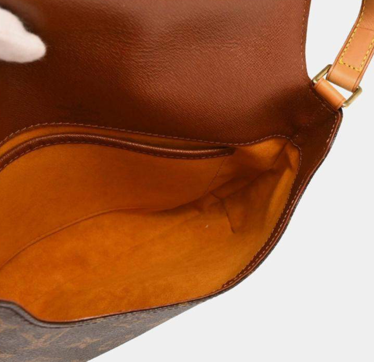 LOUIS VUITTON Musette Tango Satchel