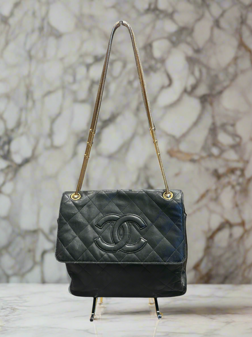 CHANEL Vintage Lambskin Shoulder bag