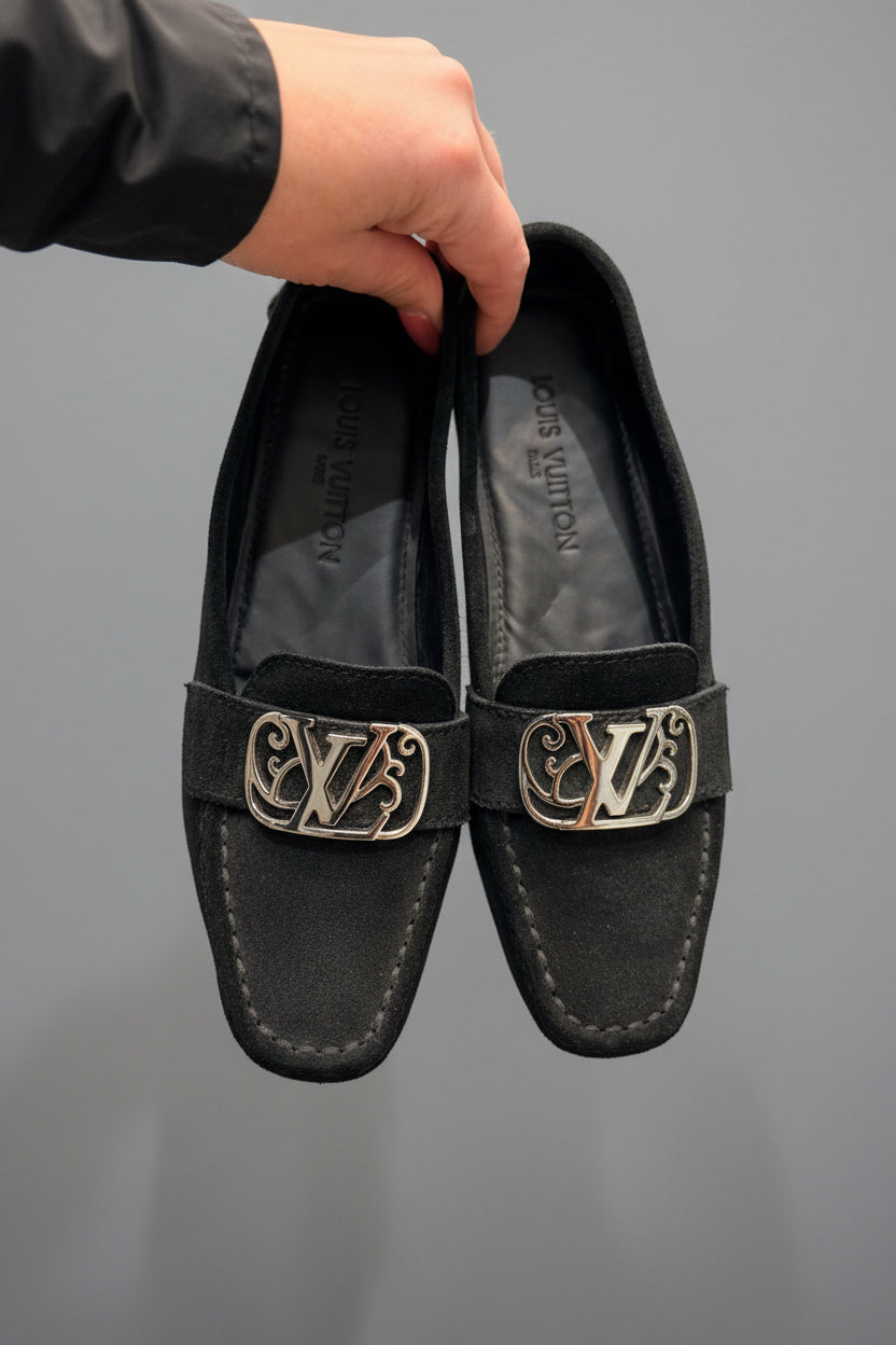 LOUIS VUITTON Suede Juliet Loafers - Size 37