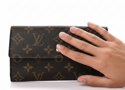 LOUIS VUITTON Porte Tresor International Wallet