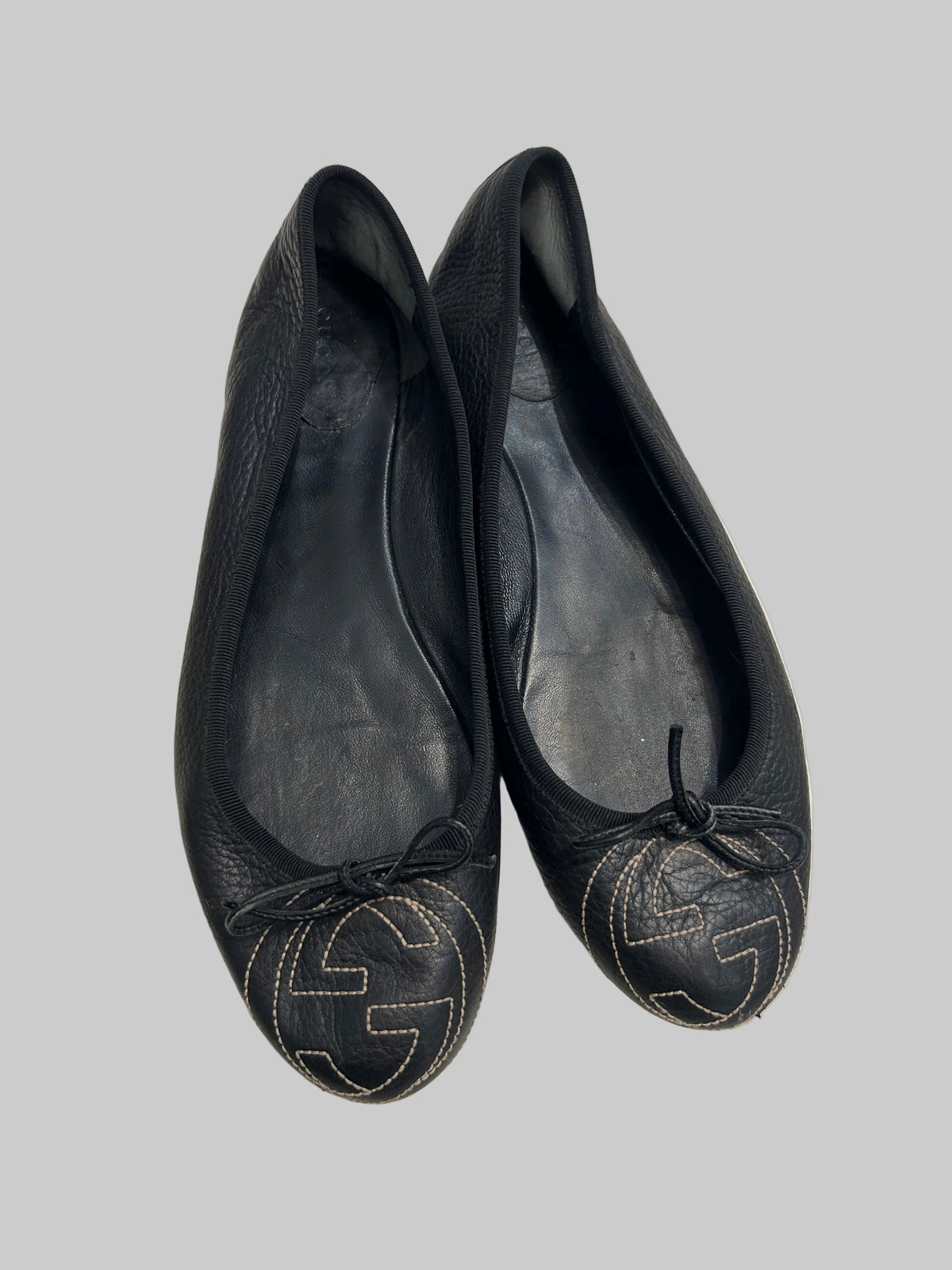 GUCCI GG Leather Loafers - Size 41