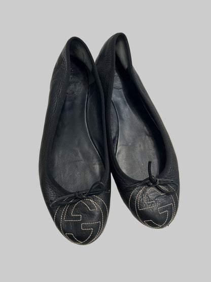 GUCCI GG Leather Loafers - Size 41