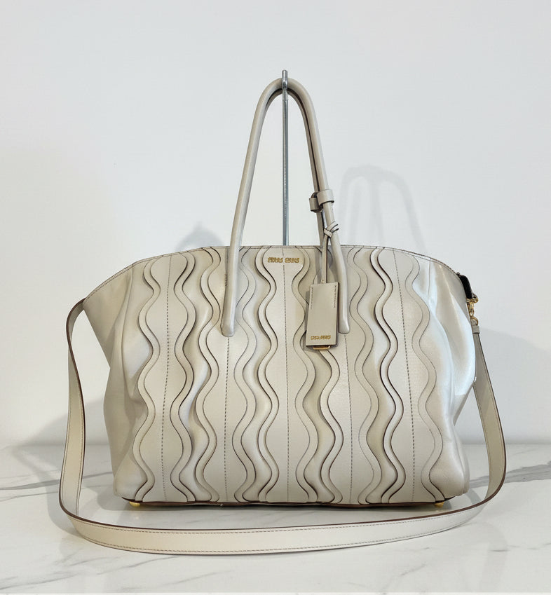 MIU MIU White Leather Matelassé Shopper