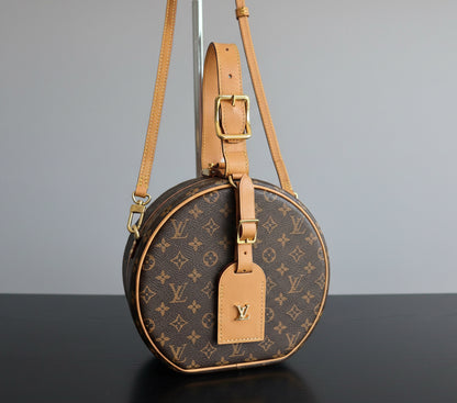 LOUIS VUITTON Petite Boite Chapeau Handbag