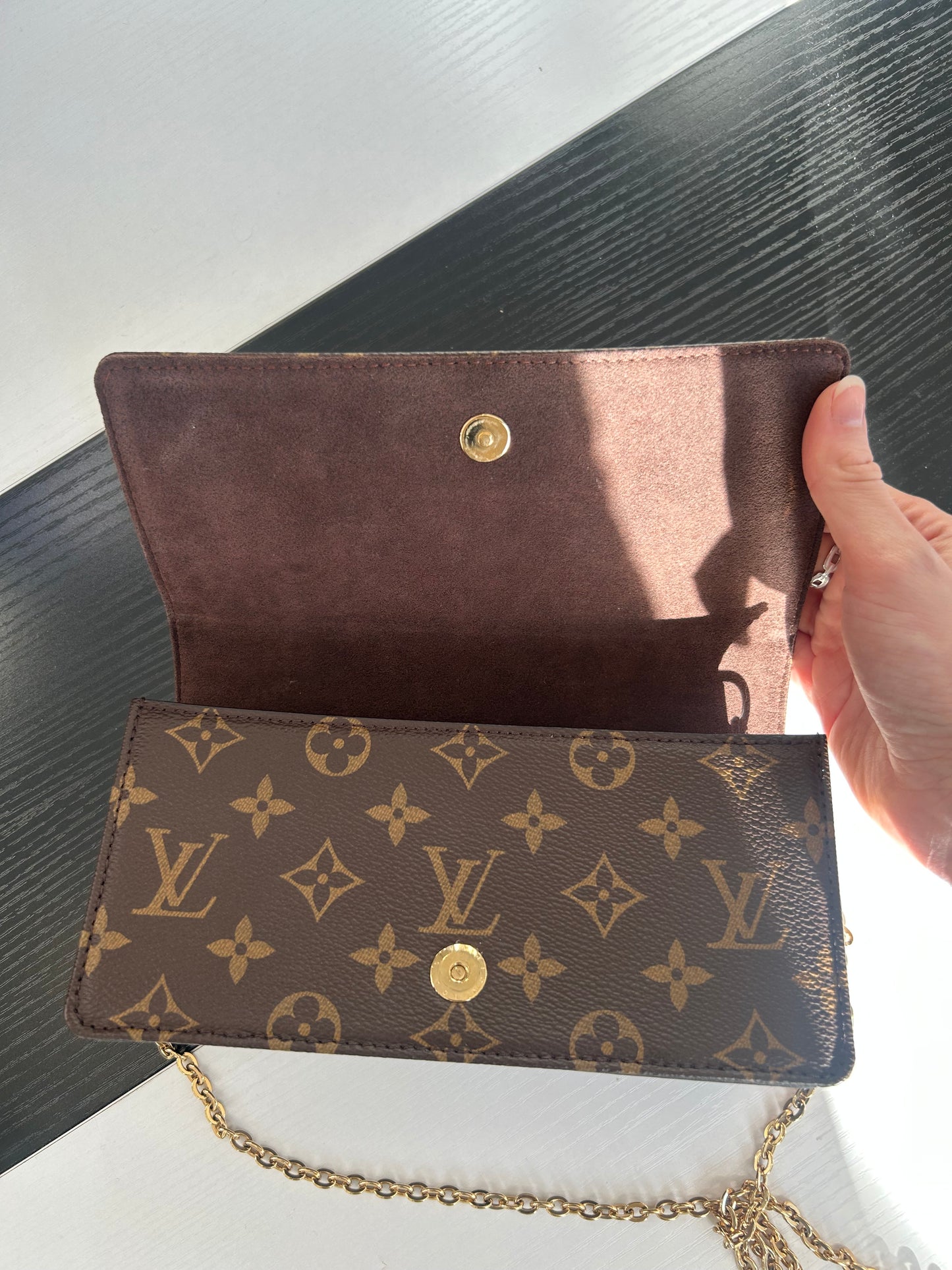 LOUIS VUITTON Monogram Lily Wallet On Chain
