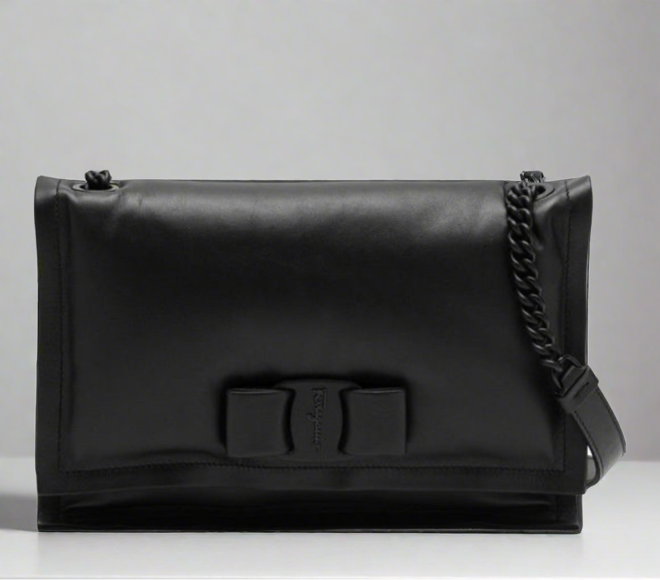 SALVATORE FERRAGAMO Viva Bow Purse