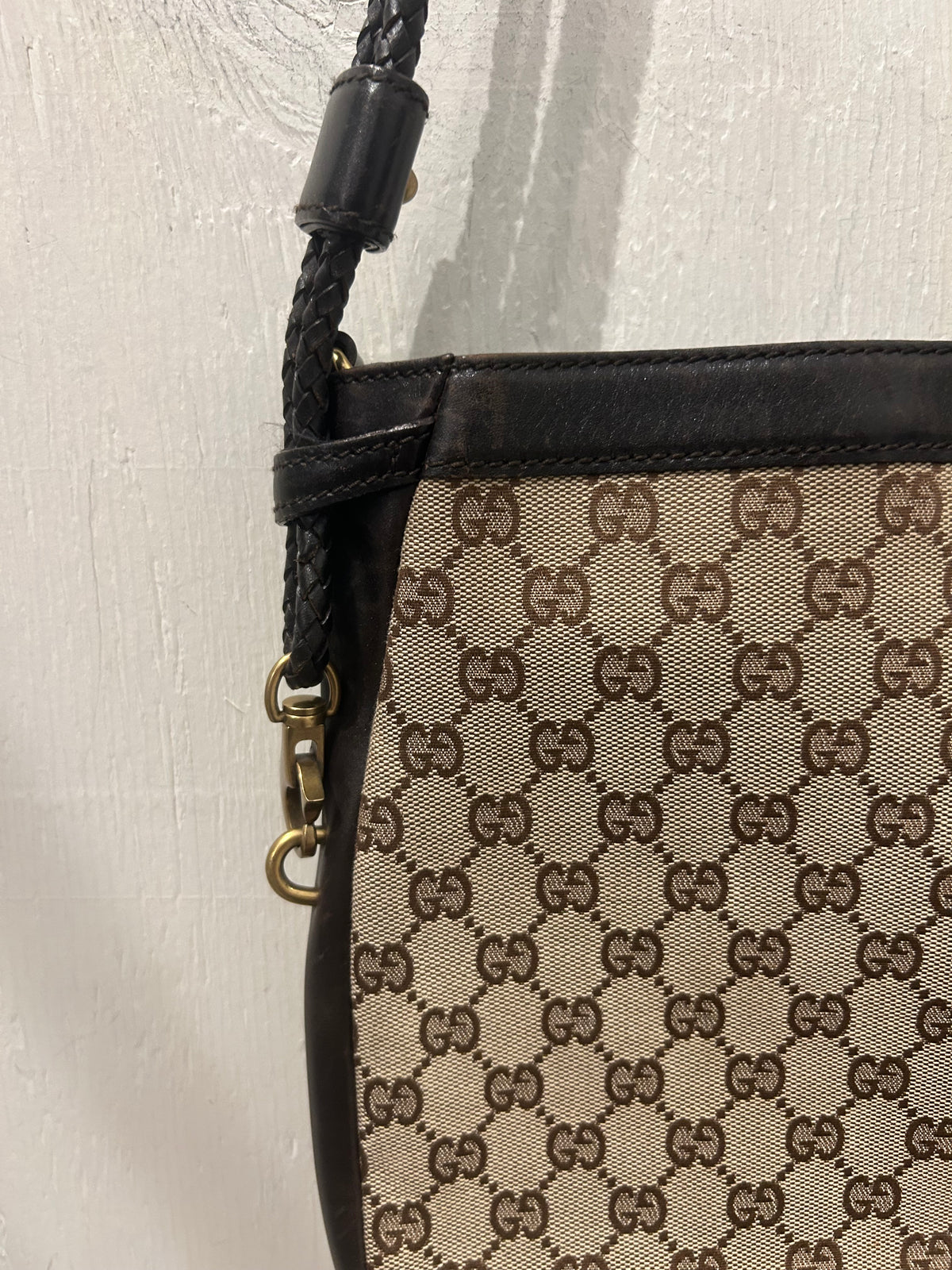 GUCCI Web Vintage Shoulder Bag