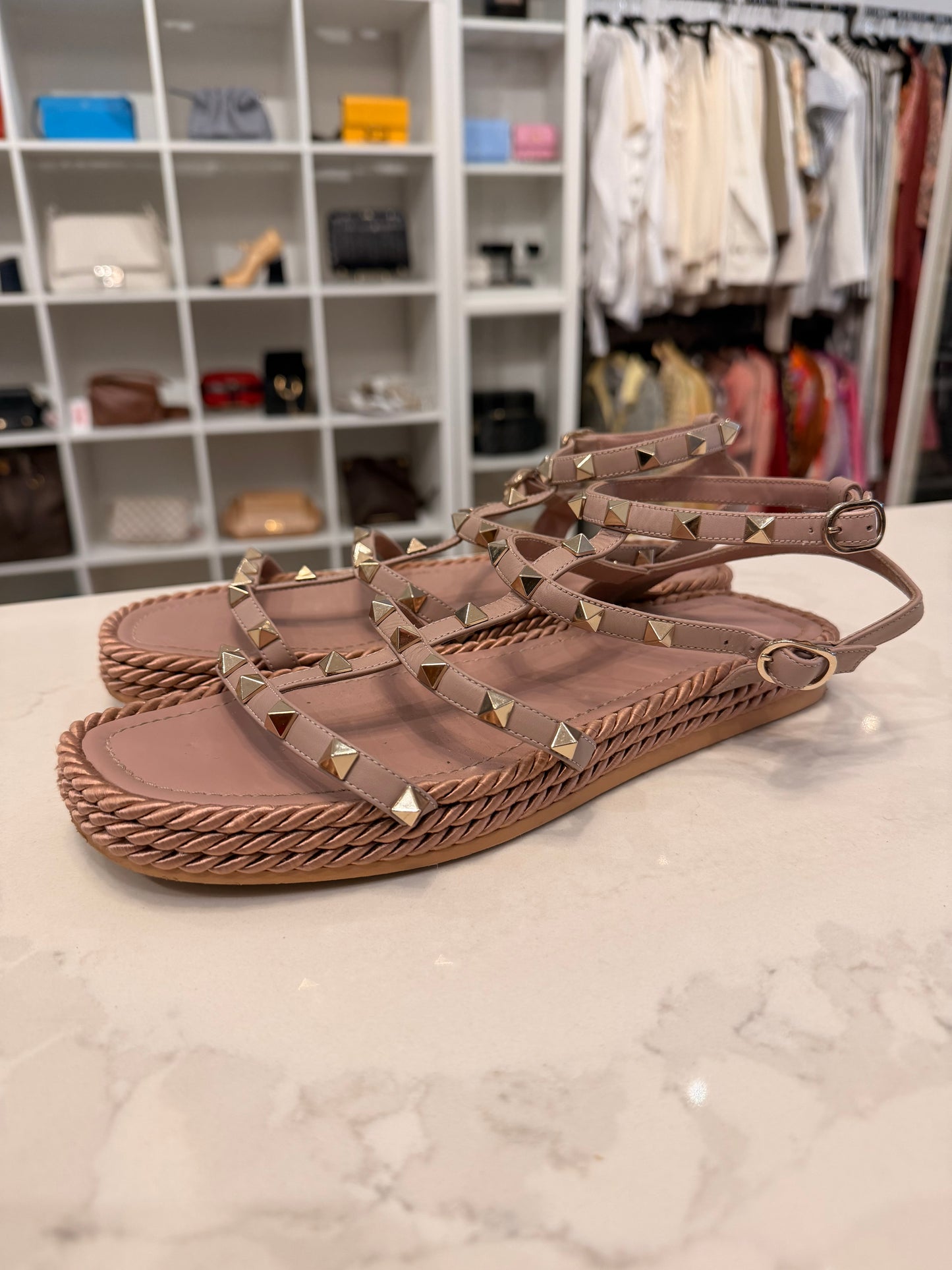 VALENTINO GARAVANI Rockstud cage flats - Size 39
