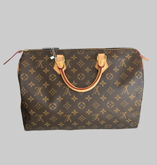 LOUIS VUITTON Speedy 35