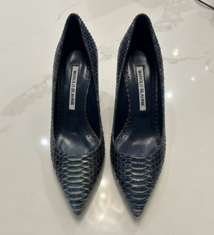 MANOLO BLAHNIK Snake Pumps - Size 35.5