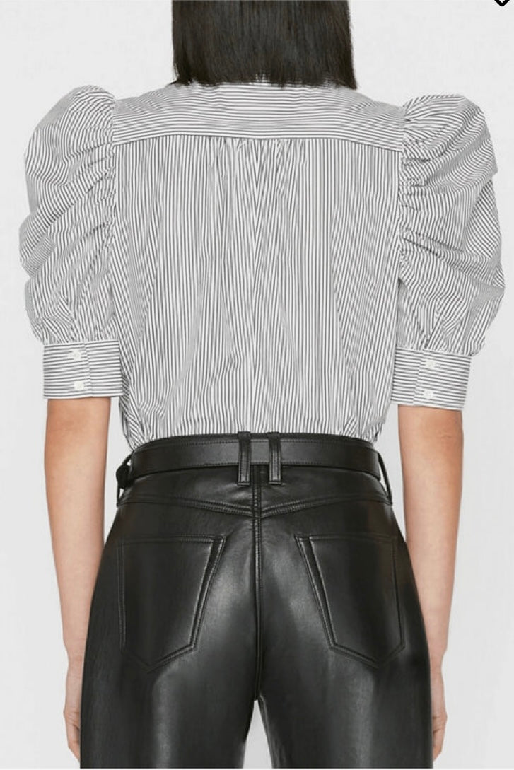 New* FRAME
Ruched Puff Sleeve Shirt - Size M