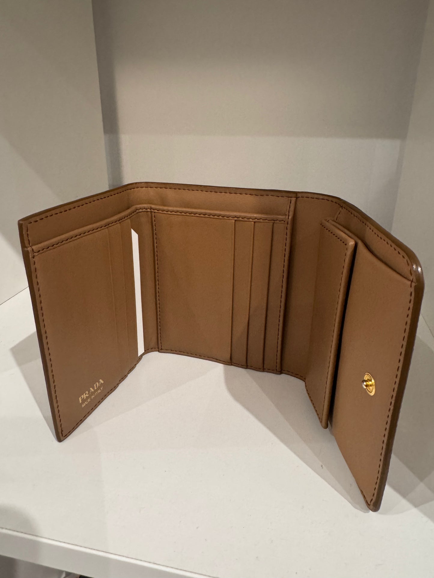 PRADA Bifold Saffiano Wallet