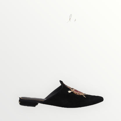 New* CAMILLA Embellished Slipper
Mirror Mirror - Size 40