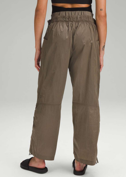 Lululemon Cinchable Wide-Leg Pant in Nomad - Size 12