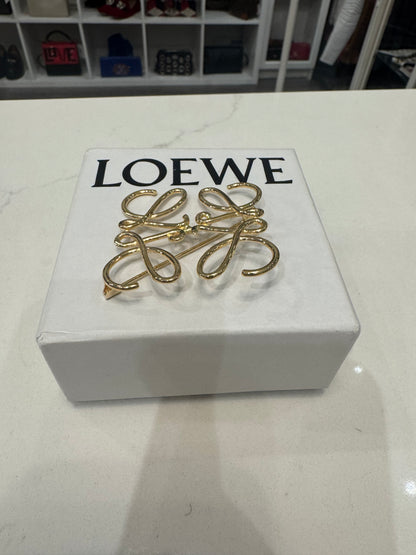LOEWE Anagram Brooch