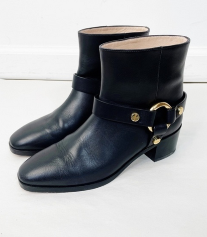 Stuart Weitzman Expert Ankle Boots - Size 9