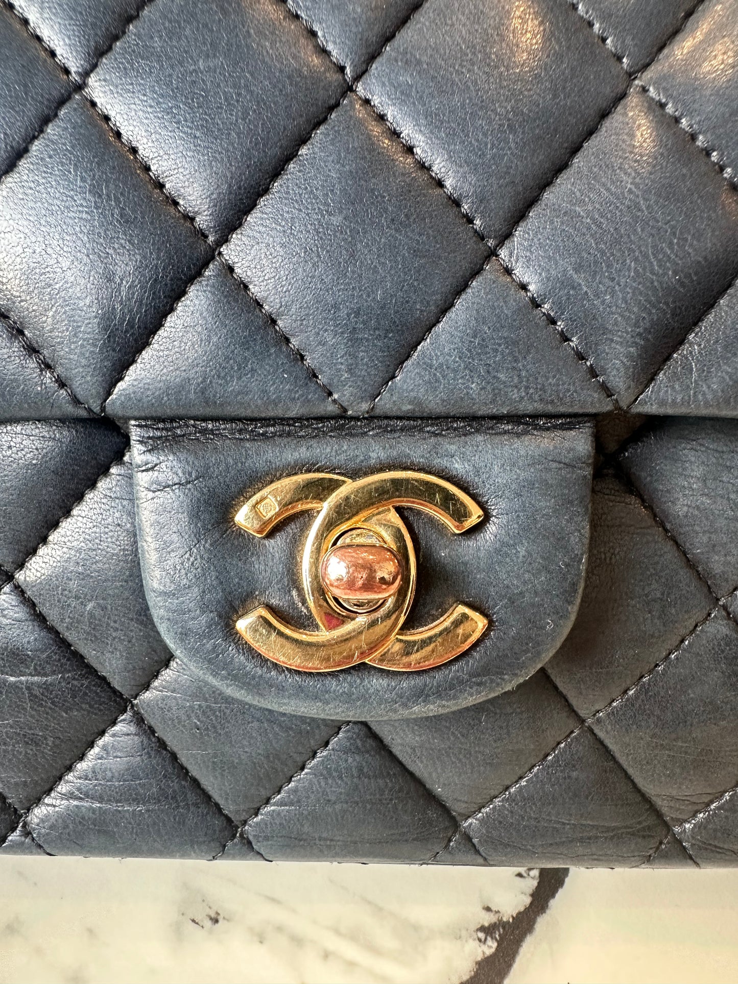 Quilted Lambskin Medium Classic Double Flap Gold Hardware, 2005-2006