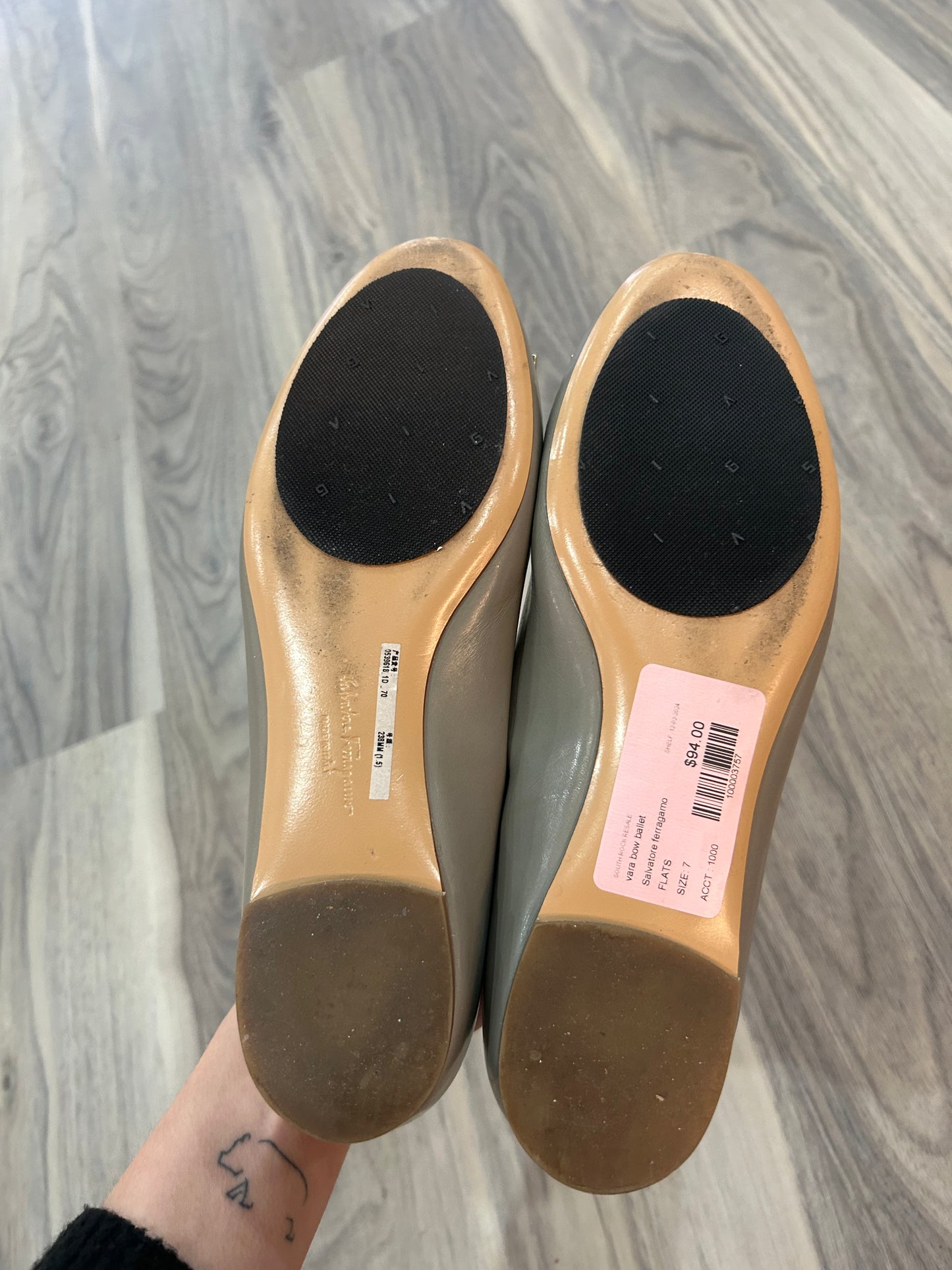 FERRAGAMO Ballet Flats - Size 7