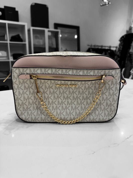 Michael Kors Jet Set Bag