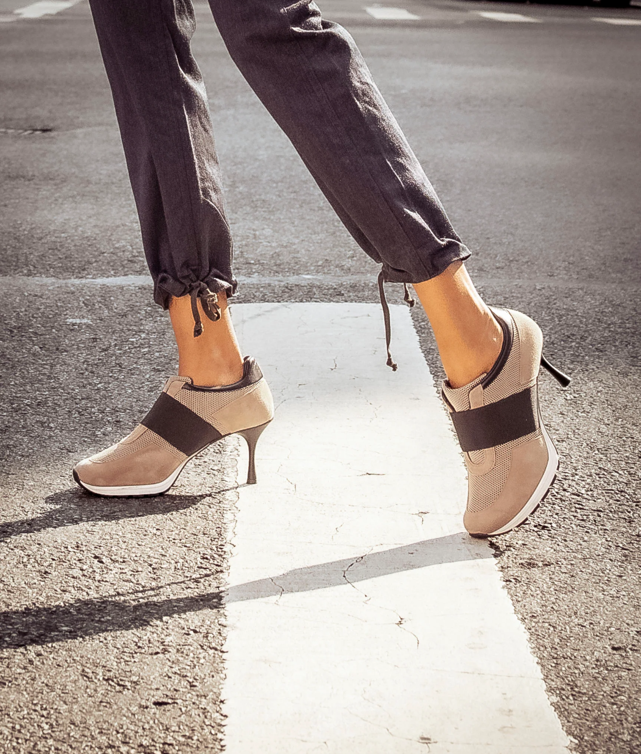 SNEEX Heeled Sneaker - Size 8