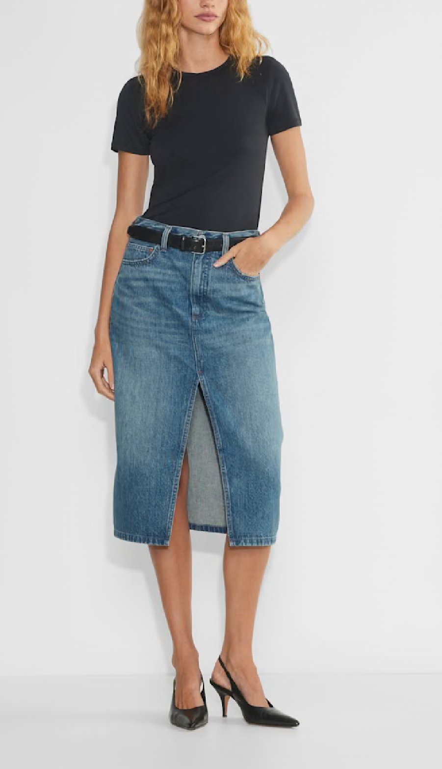 NEW* Denim Forum The 90s Halle Denim Skirt - Size 26