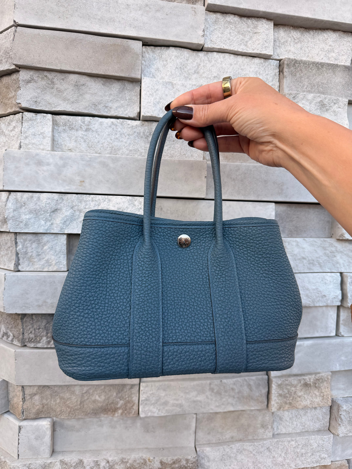 HERMÈS Neo Garden 23 Bag in Bleu Tempête